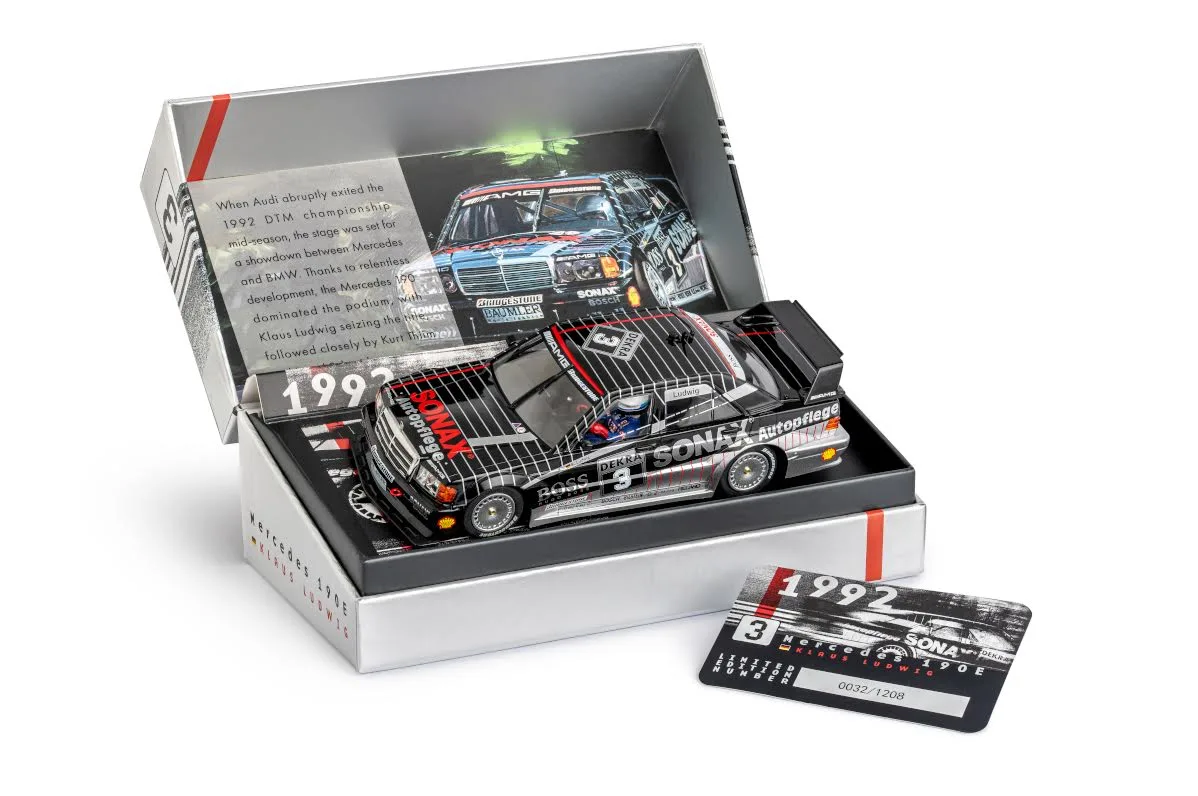 CW25 Mercedes 190E DTM winner 1992 in special presentation box